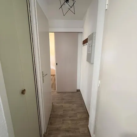 Lejlighed Joli T2 Proche Du Centre, En Rez-de-chaussee Pour 4 A 5 Personnes, Terrasse, Wi-fi, Parking Saint-Lary-Soulan